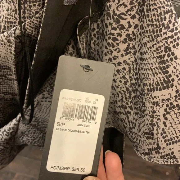 Open back guess top - Picture 4 of 4